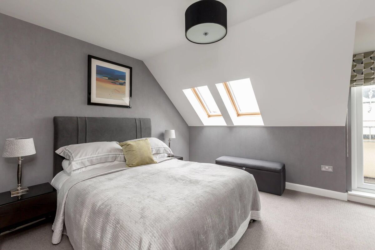 house for sale in Devon Place, Wester Coates, Edinburgh EH12