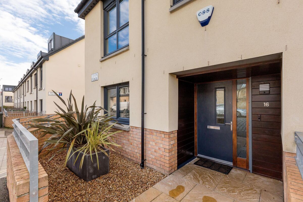 house for sale in Devon Place, Wester Coates, Edinburgh EH12