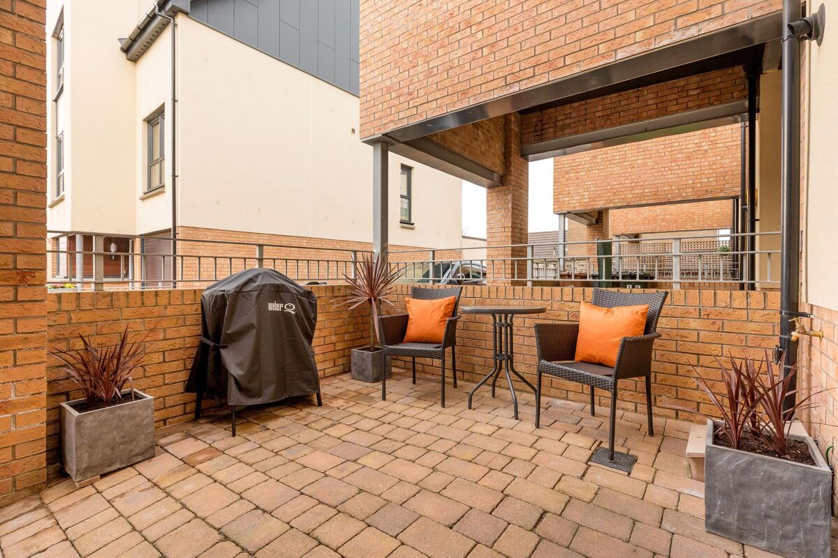 house for sale in Devon Place, Wester Coates, Edinburgh EH12