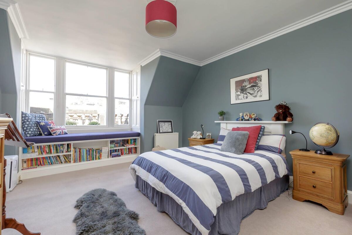 house for sale in Coates Gardens, West End, Edinburgh, EH12