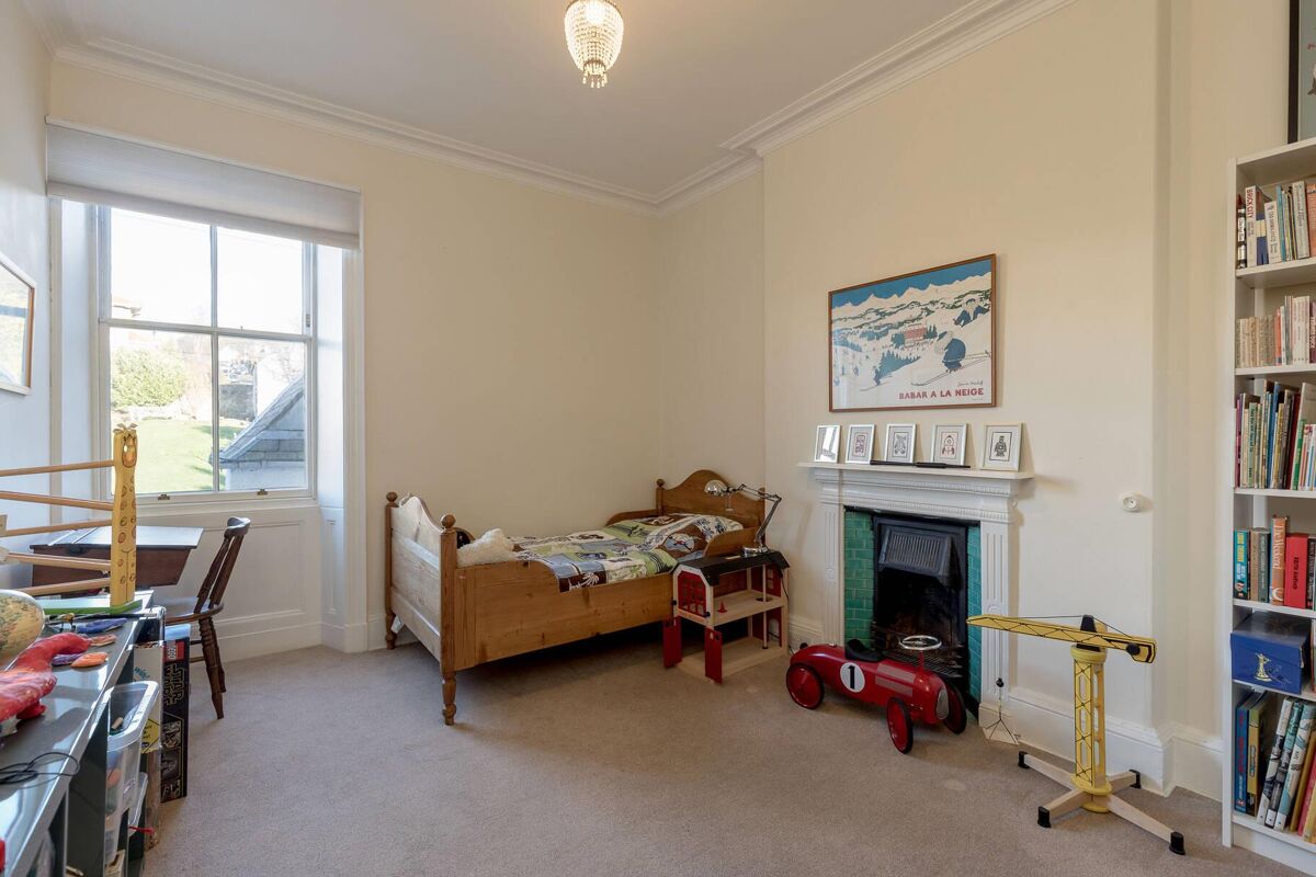 house for sale in Gordon Road, Edinburgh, EH12 EDC012095466 Knight