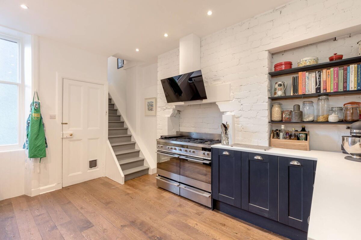 house for sale in Gordon Road, Edinburgh, EH12 EDC012095466 Knight