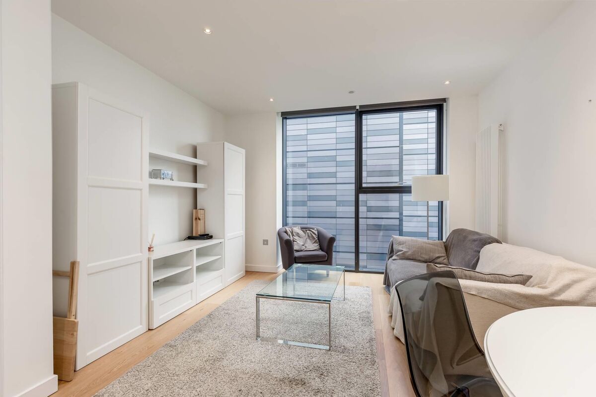 flat for sale in Simpson Loan, Edinburgh, EH3 EDC012096126 Knight Frank