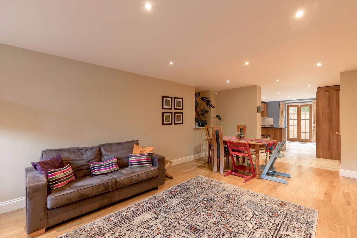 house for sale in Claremont Park, Edinburgh, EH6 EDC012098317