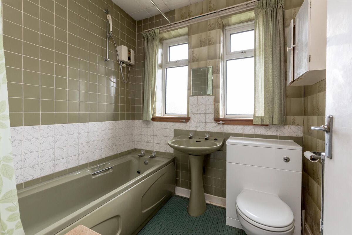 house for sale in Hillpark Avenue, Edinburgh, EH4 EDC012103322