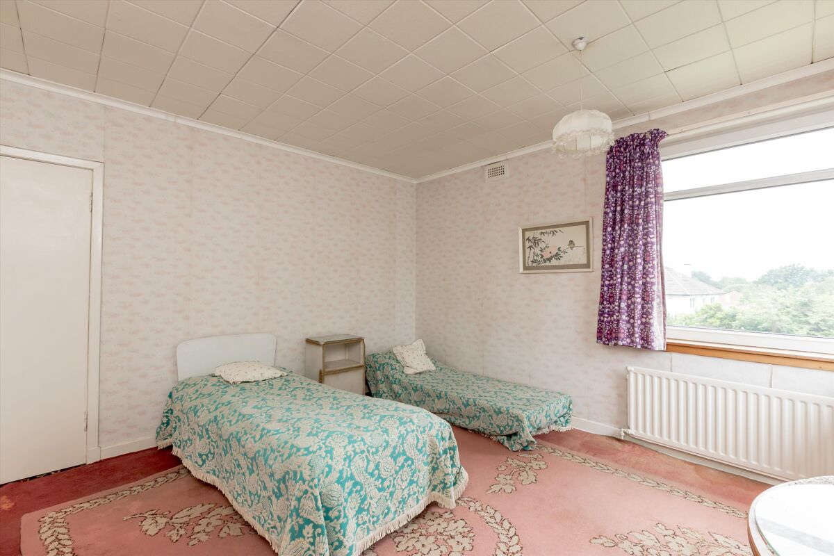 house for sale in Hillpark Avenue, Edinburgh, EH4 EDC012103322