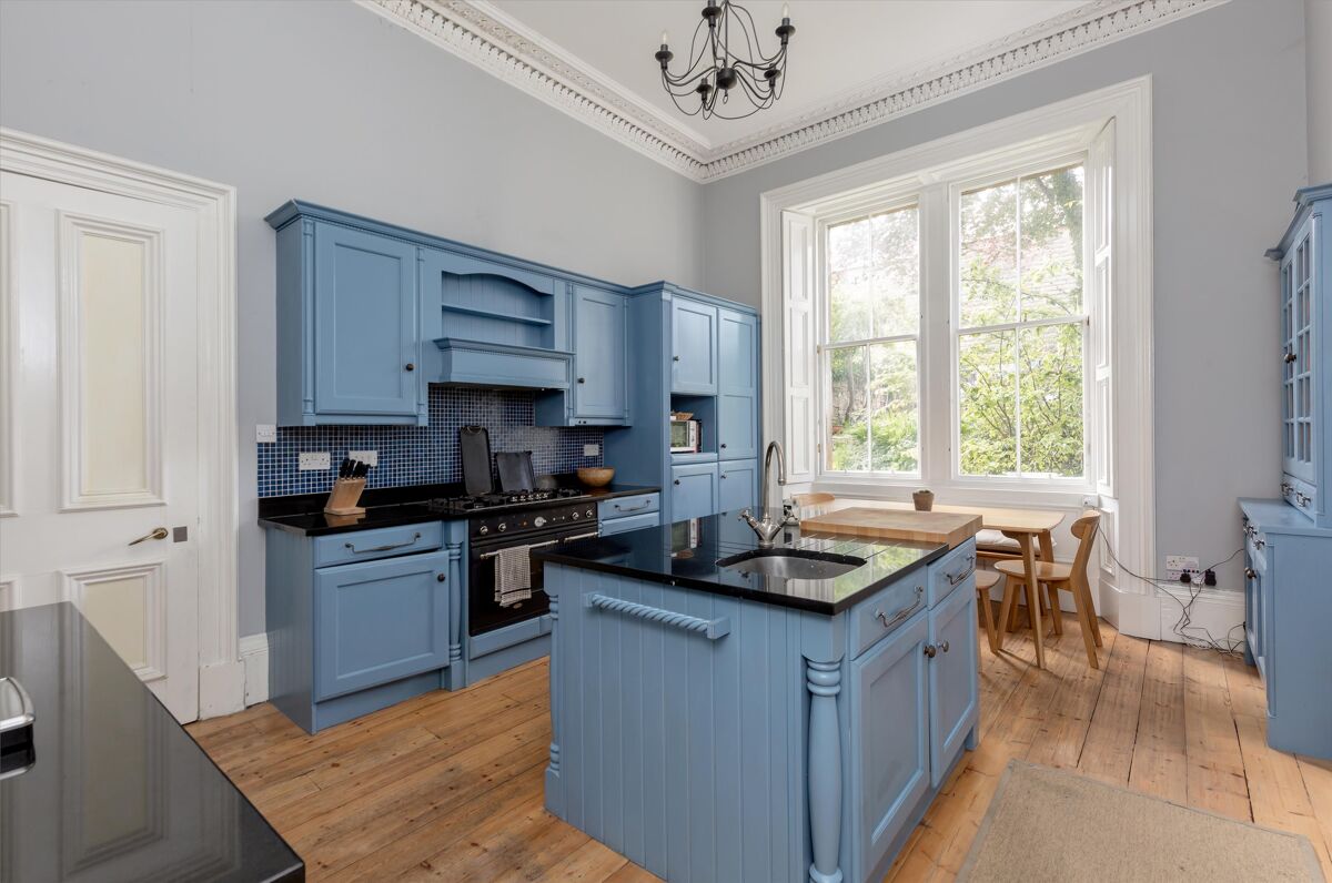 flat for sale in Douglas Crescent, Edinburgh, EH12 EDC012125328