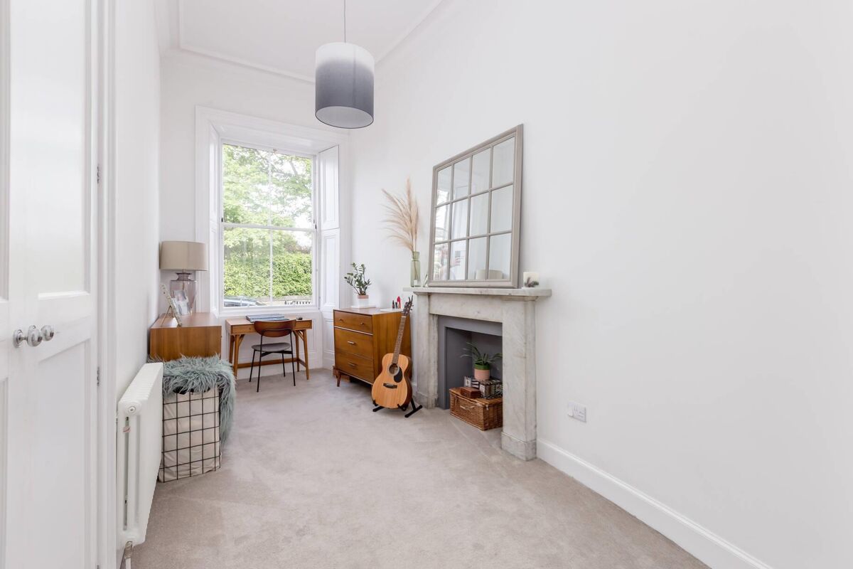 flat for sale in Saxe Coburg Place, Stockbridge, Edinburgh, EH3