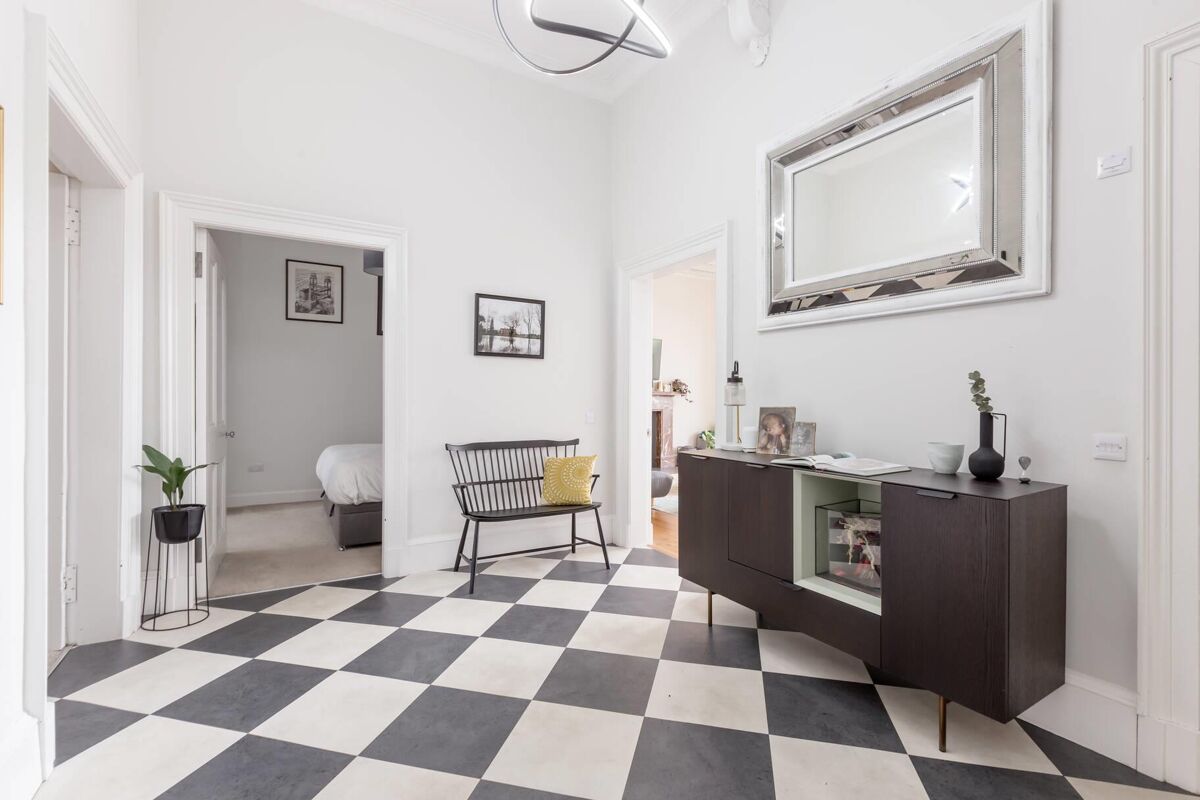 flat for sale in Saxe Coburg Place, Stockbridge, Edinburgh, EH3