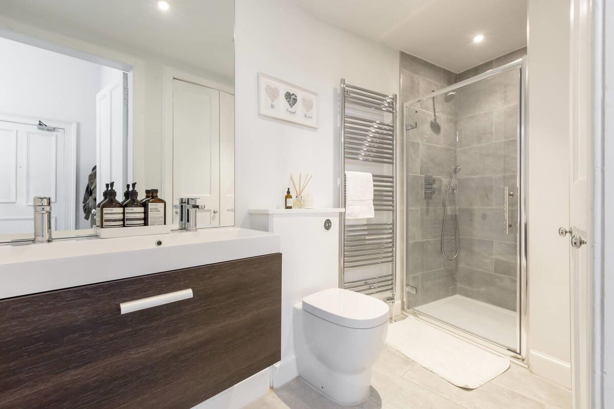 flat for sale in Saxe Coburg Place, Stockbridge, Edinburgh, EH3