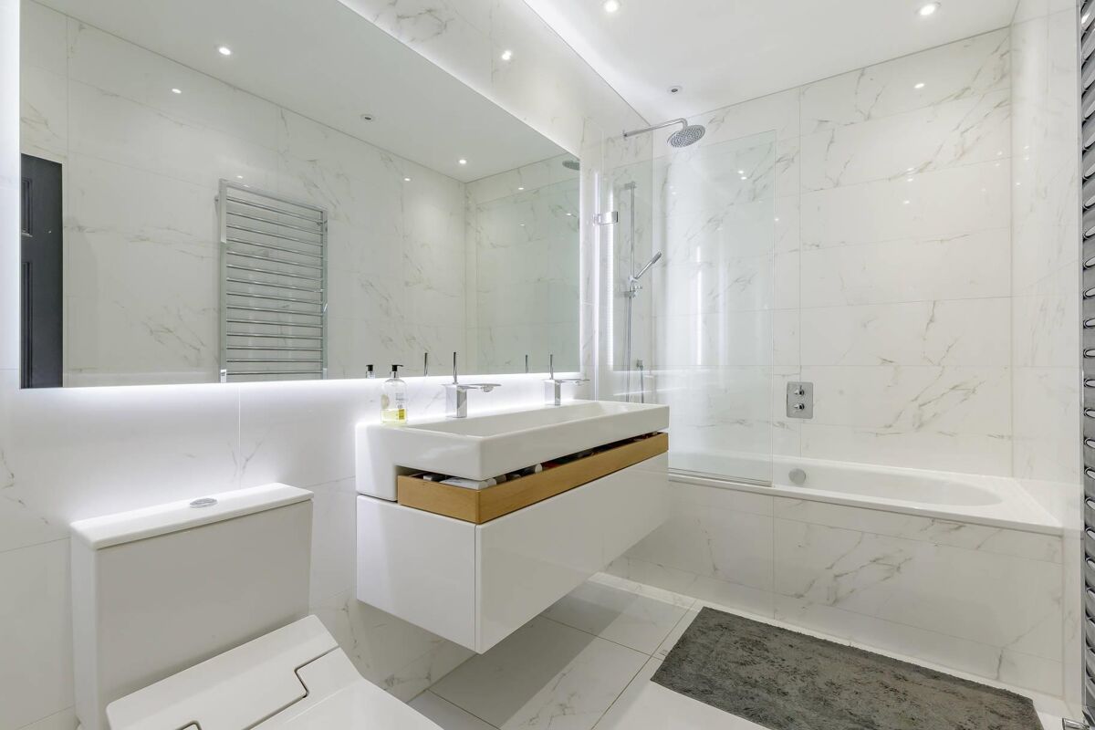 house for sale in Heriot Row, New Town, Edinburgh, EH3 EDC012155756