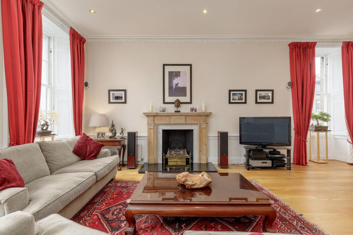 flat for sale in Albany Street, New Town, EH1 EDC012167527 Knight Frank