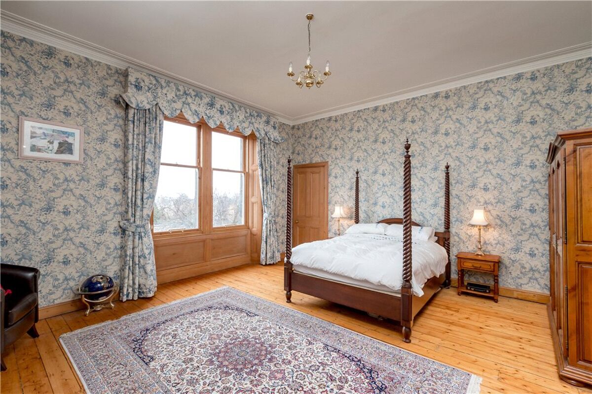 house for sale in Corrennie Gardens, Morningside, Edinburgh, EH10