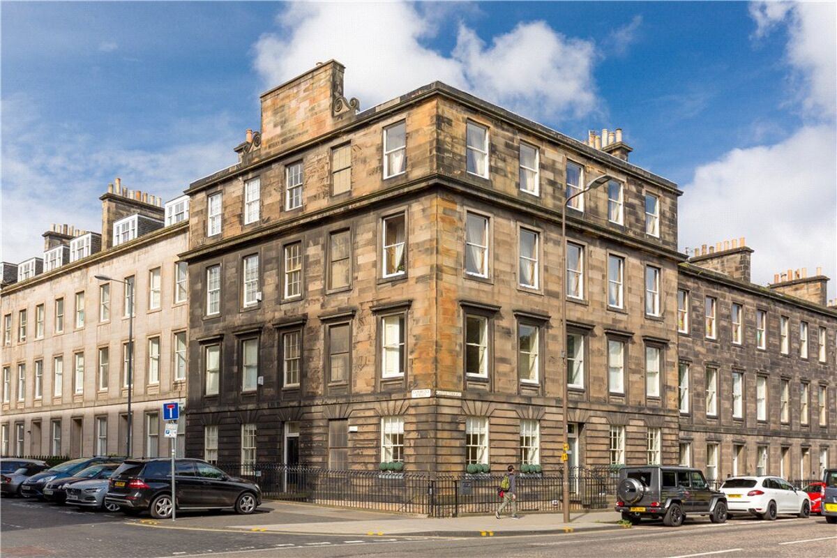 flat for sale in Cambridge Street, Edinburgh, Midlothian, EH1