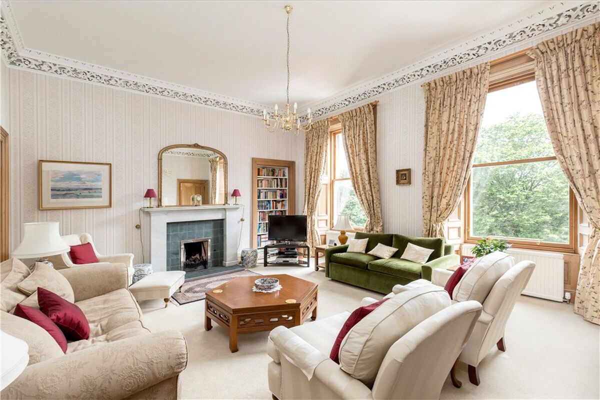 flat for sale in Cambridge Street, Edinburgh, Midlothian, EH1