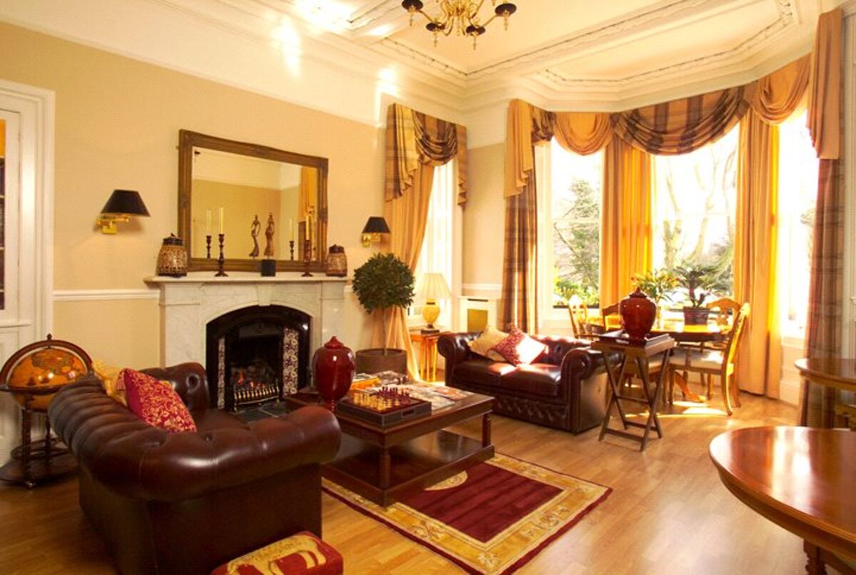 house for sale in Corstorphine Road, Edinburgh, Midlothian, EH12