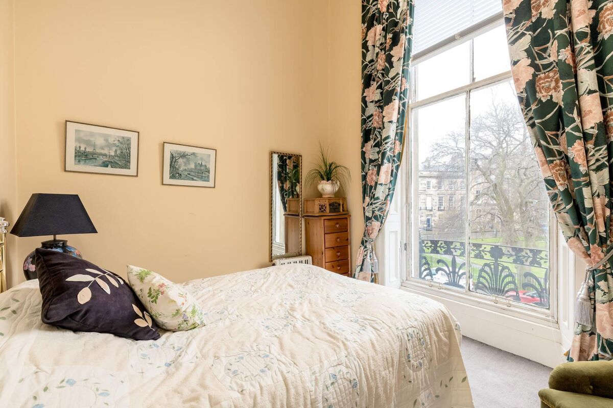 flat for sale in Ainslie Place, Edinburgh, Midlothian, EH3 EDC130230