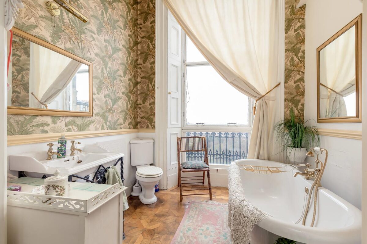 flat for sale in Ainslie Place, Edinburgh, Midlothian, EH3 EDC130230