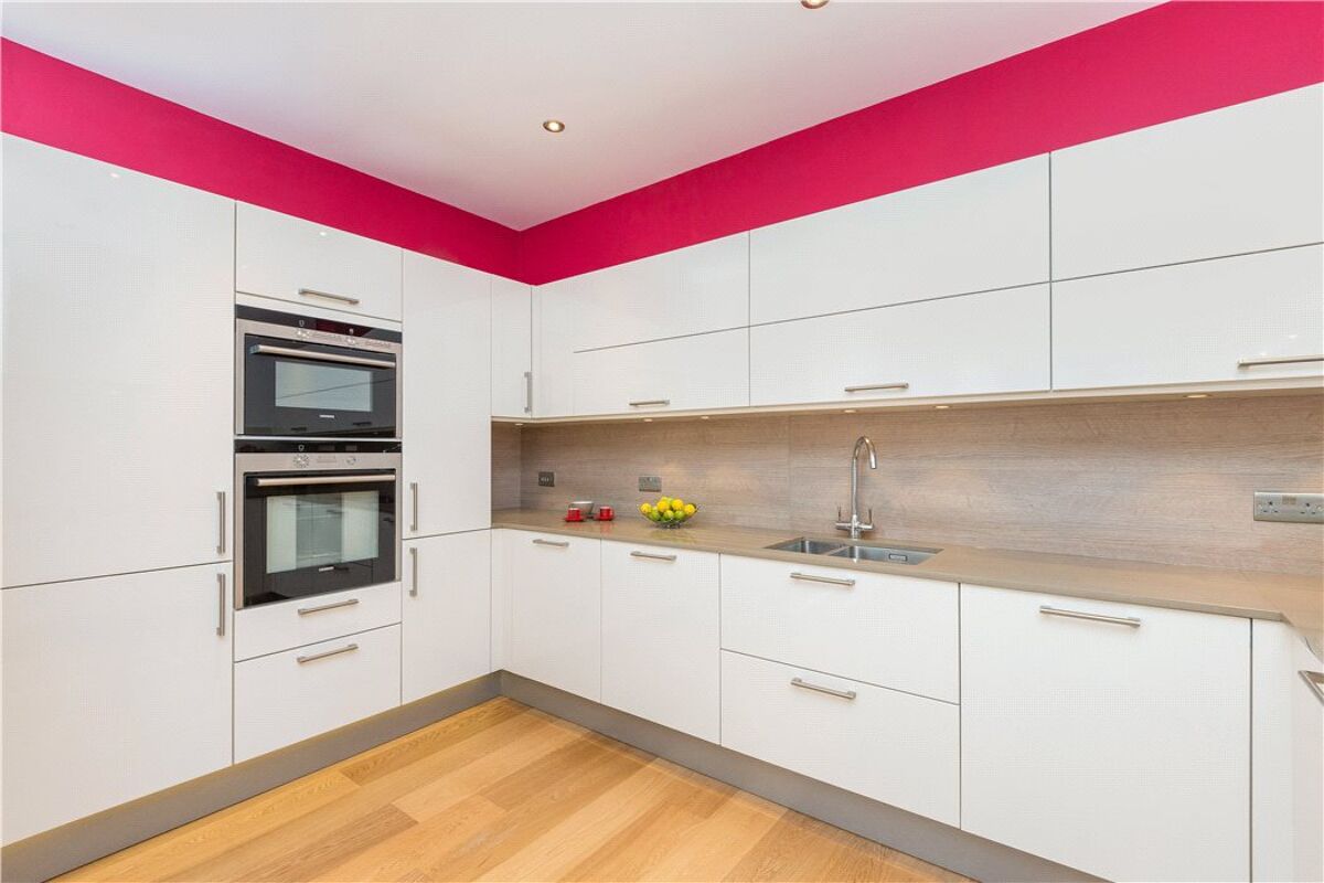 flat for sale in Eglinton Crescent, Edinburgh, Midlothian, EH12