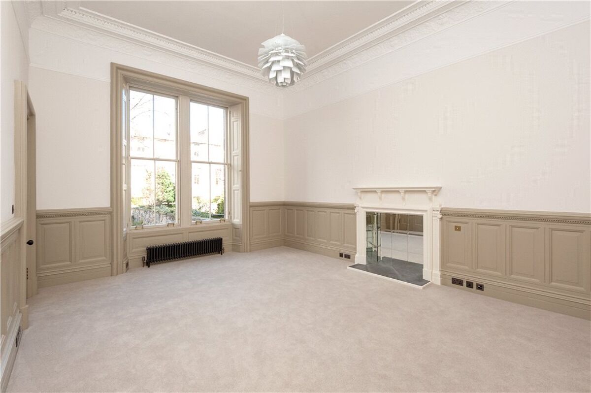 flat for sale in Eglinton Crescent, Edinburgh, Midlothian, EH12