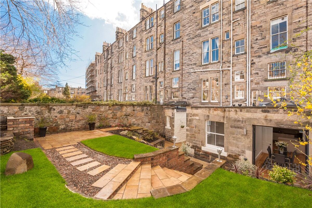 flat for sale in Eglinton Crescent, Edinburgh, Midlothian, EH12