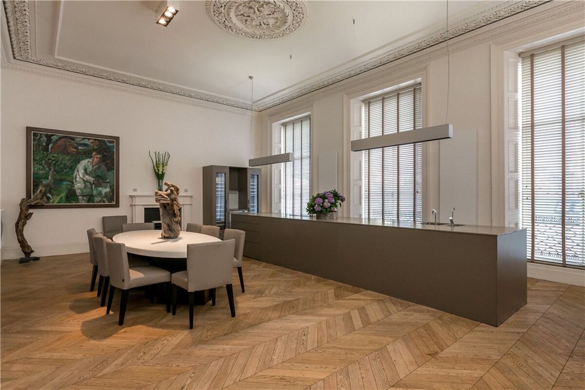 flat for sale in Atholl Crescent, Edinburgh, Midlothian, EH3