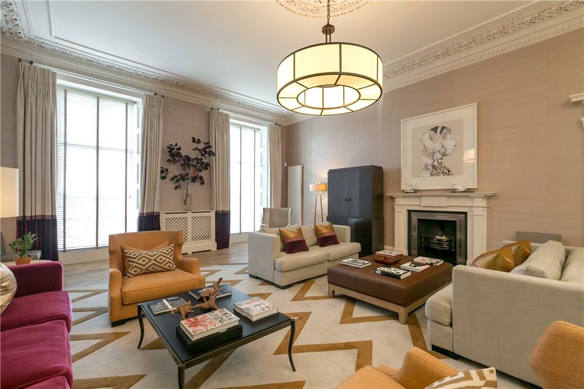 flat for sale in Atholl Crescent, Edinburgh, Midlothian, EH3