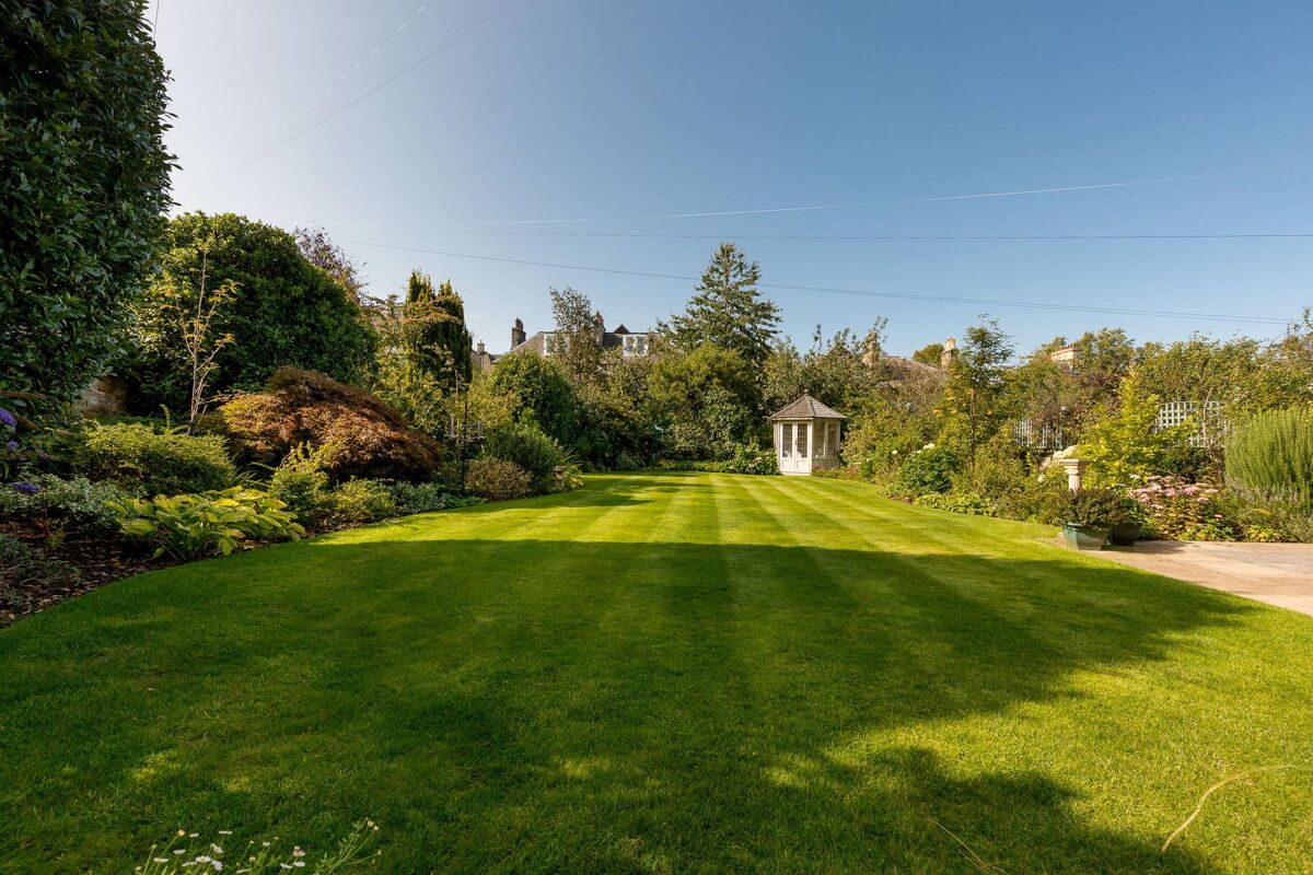 house for sale in Hermitage Gardens, Edinburgh, EH10 EDC140270