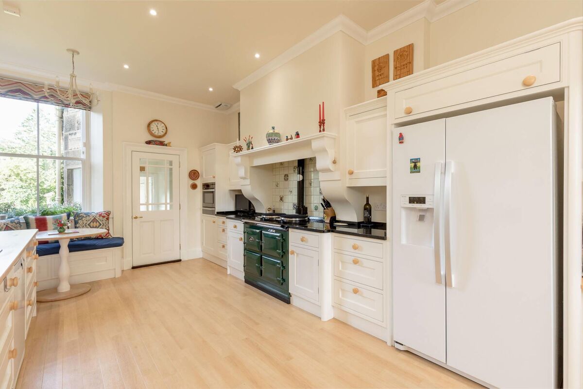 house for sale in Hermitage Gardens, Edinburgh, EH10 EDC140270