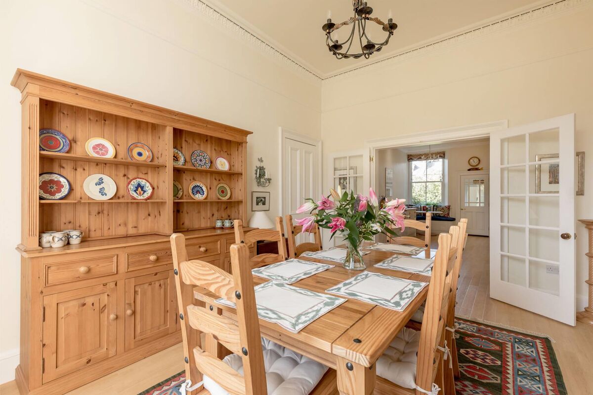 house for sale in Hermitage Gardens, Edinburgh, EH10 EDC140270