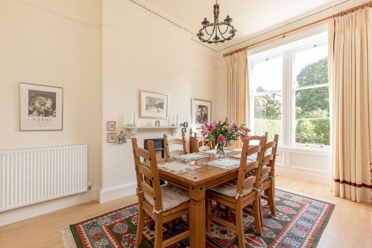 house for sale in Hermitage Gardens, Edinburgh, EH10 EDC140270