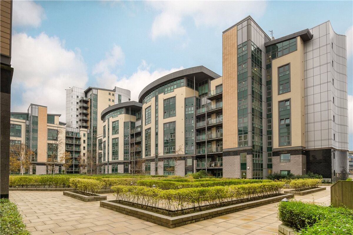 flat for sale in Western Harbour Place, Edinburgh, Midlothian, EH6
