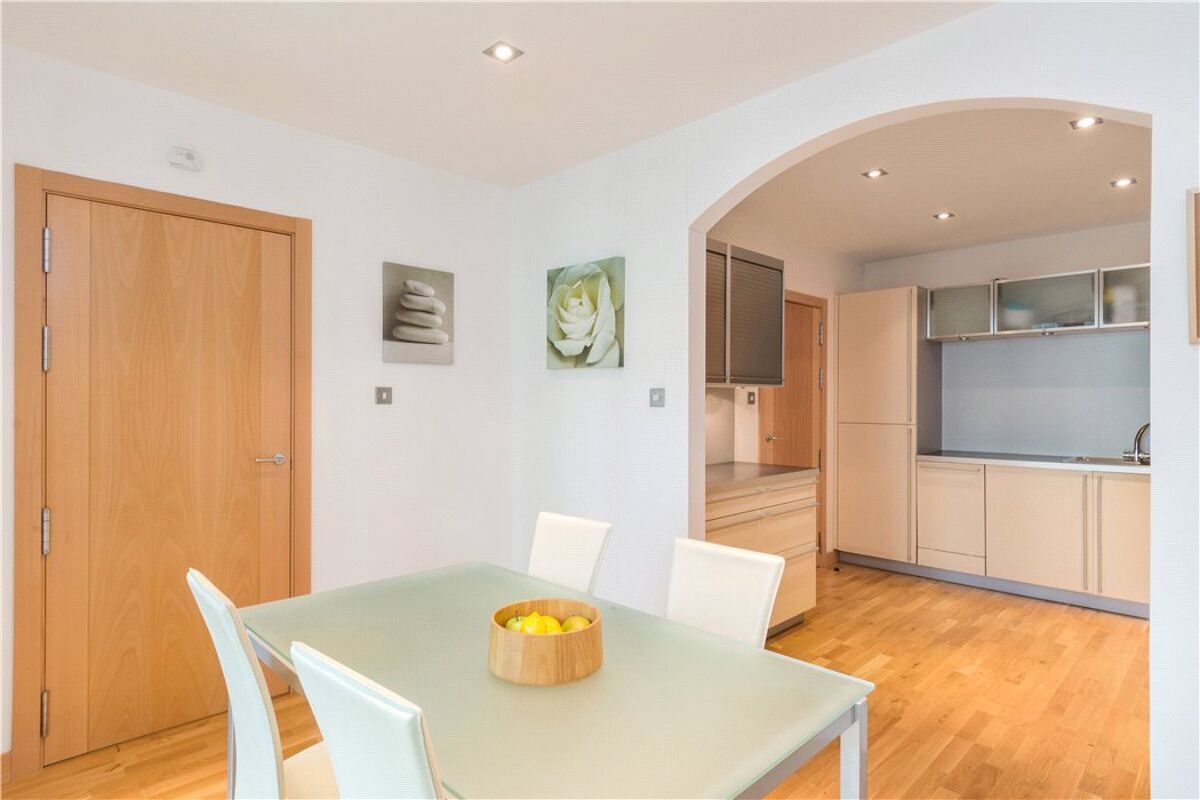 flat for sale in Western Harbour Place, Edinburgh, Midlothian, EH6