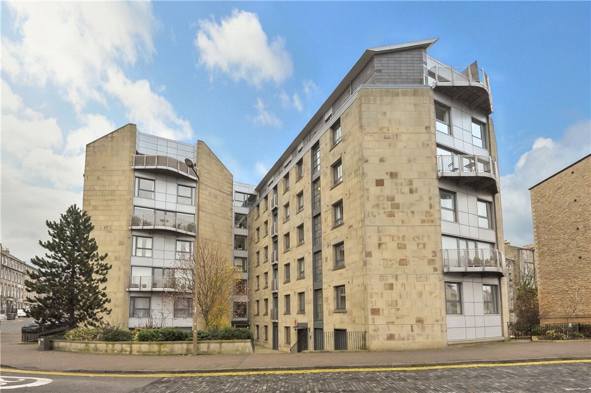 flat for sale in East London Street, Edinburgh, Midlothian, EH7