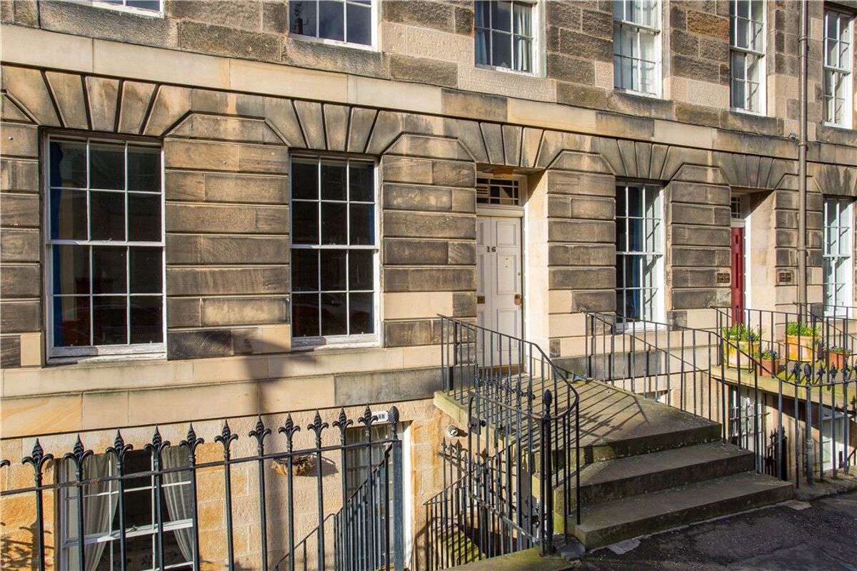 flat for sale in Cumberland Street, New Town, Edinburgh, EH3