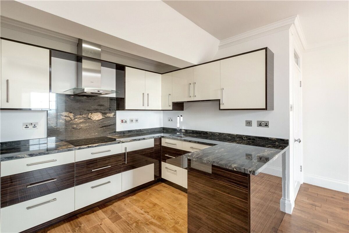 flat for sale in Albany Street, New Town, Edinburgh, EH1 EDC150090