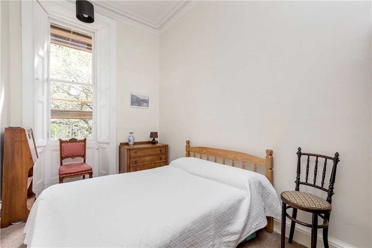 flat for sale in Royal Crescent, New Town, Edinburgh, EH3 EDC150157