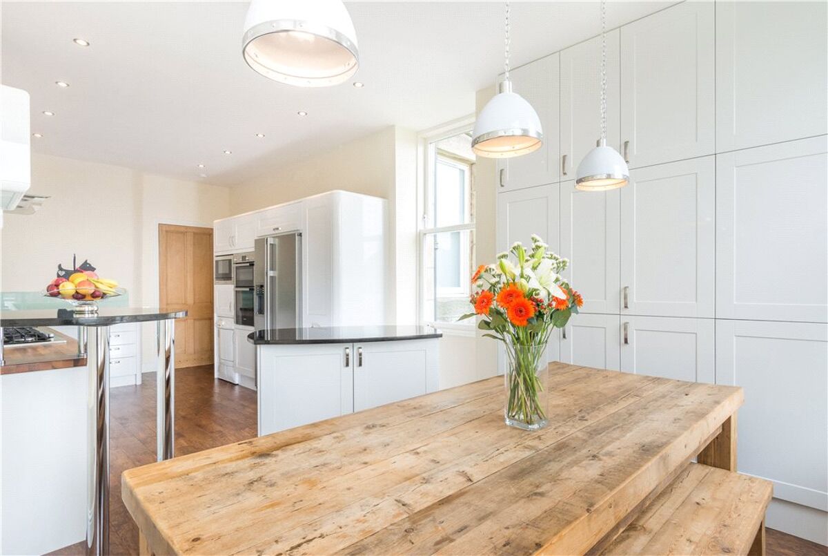 flat for sale in Comely Bank Avenue, Comely Bank, Edinburgh, EH4