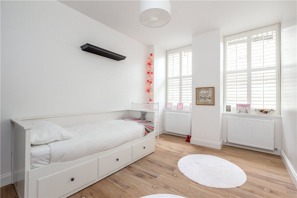 flat for sale in Buckingham Terrace, West End, Edinburgh, EH4