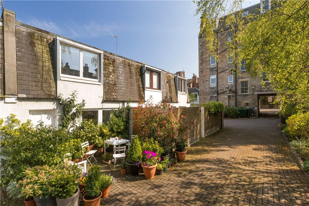 house for sale in Raeburn Mews, Stockbridge, Edinburgh, EH4 EDC160182