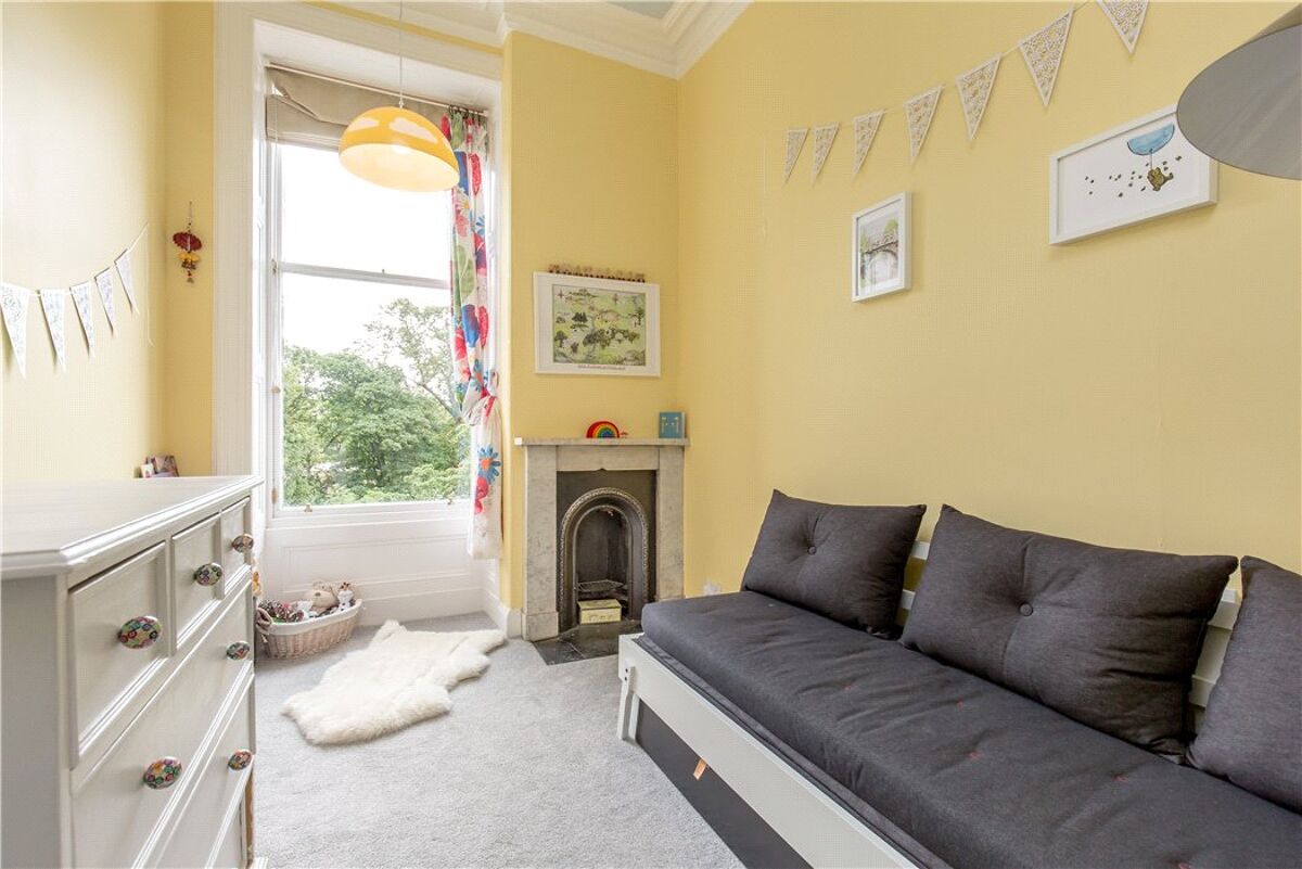 flat for sale in Warrender Park Road, Edinburgh, Midlothian, EH9