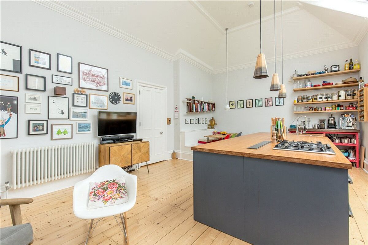 flat for sale in Warrender Park Road, Edinburgh, Midlothian, EH9