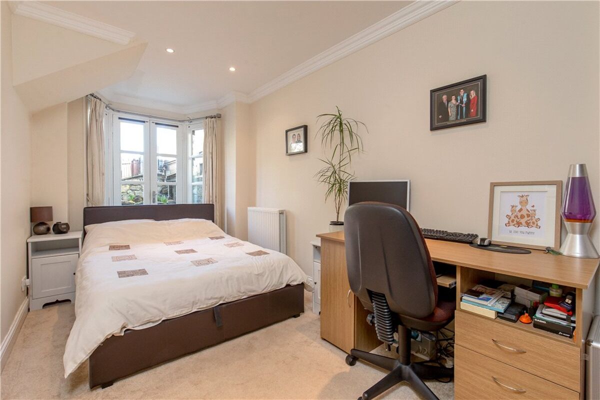 house for sale in York Road, Edinburgh, Midlothian, EH5 EDC160320 Knight Frank