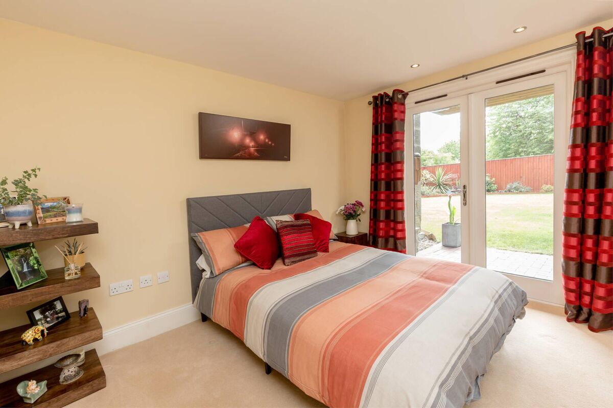 flat for sale in Inverleith Gardens, Edinburgh, Midlothian, EH3