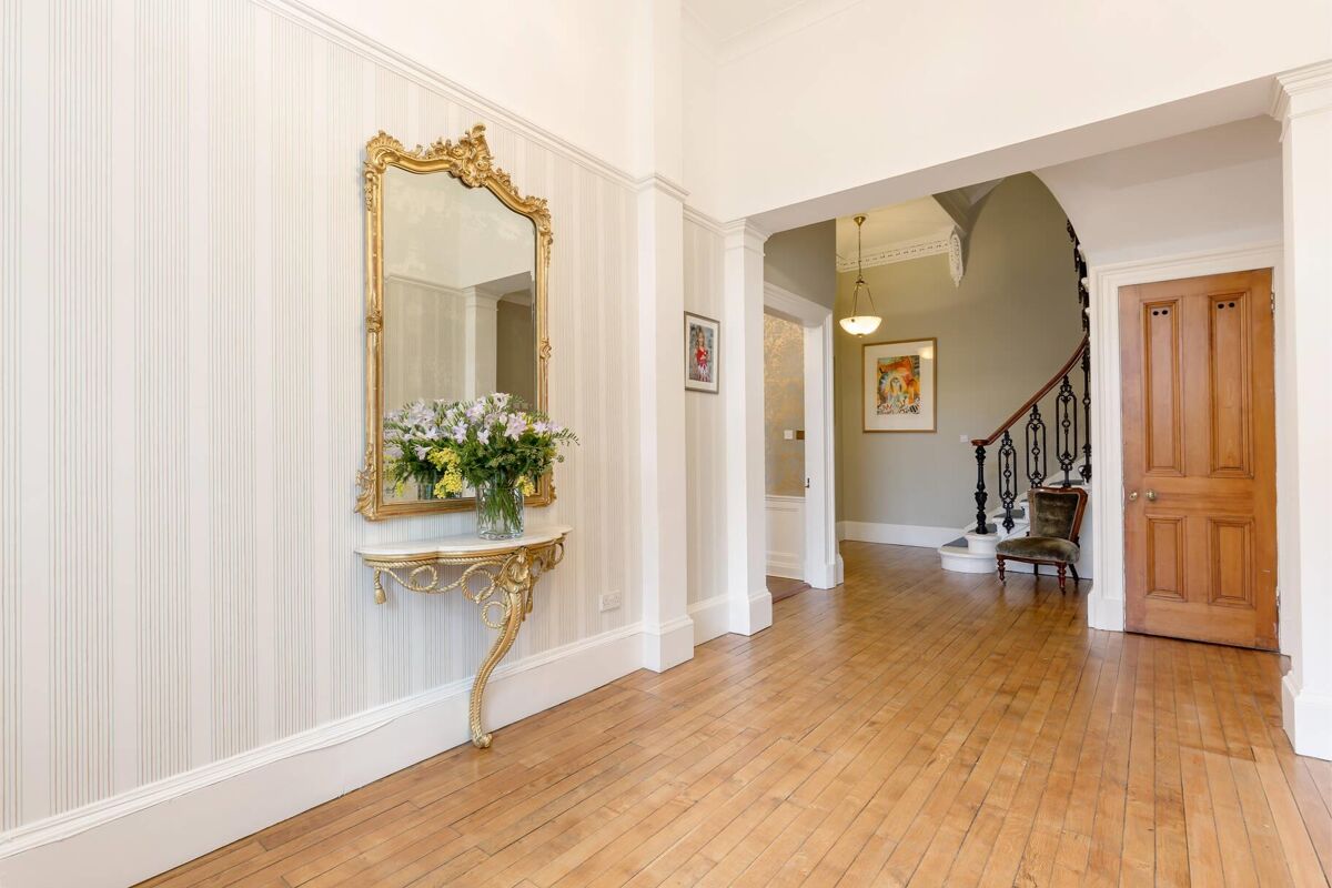 flat for sale in Magdala Crescent, Edinburgh, EH12 EDC160387 Knight