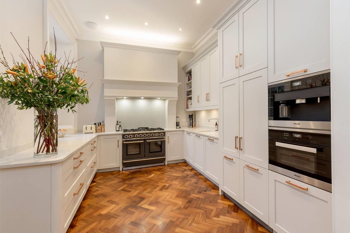 flat for sale in Magdala Crescent, Edinburgh, EH12 EDC160387 Knight