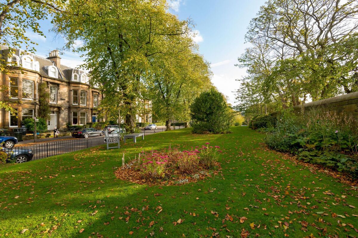 flat for sale in Magdala Crescent, Edinburgh, EH12 EDC160387 Knight