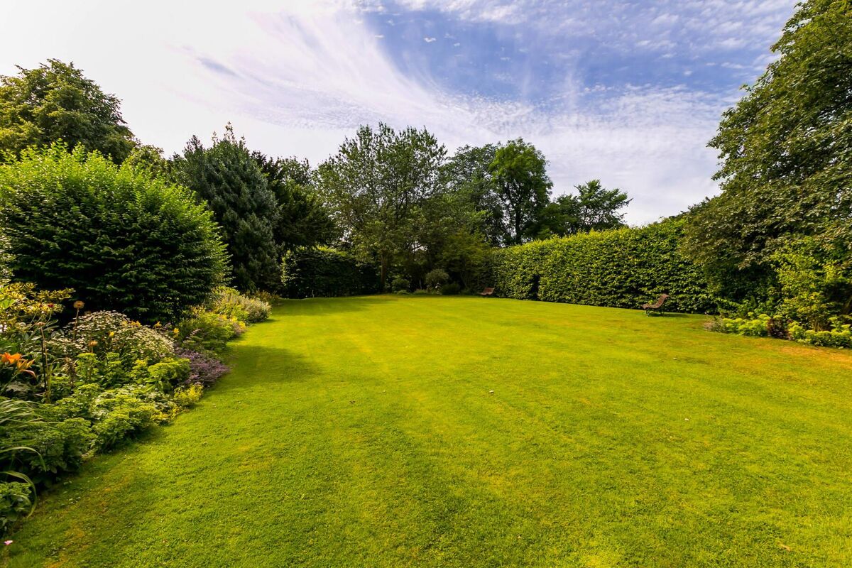 flat for sale in Magdala Crescent, Edinburgh, EH12 EDC160387 Knight