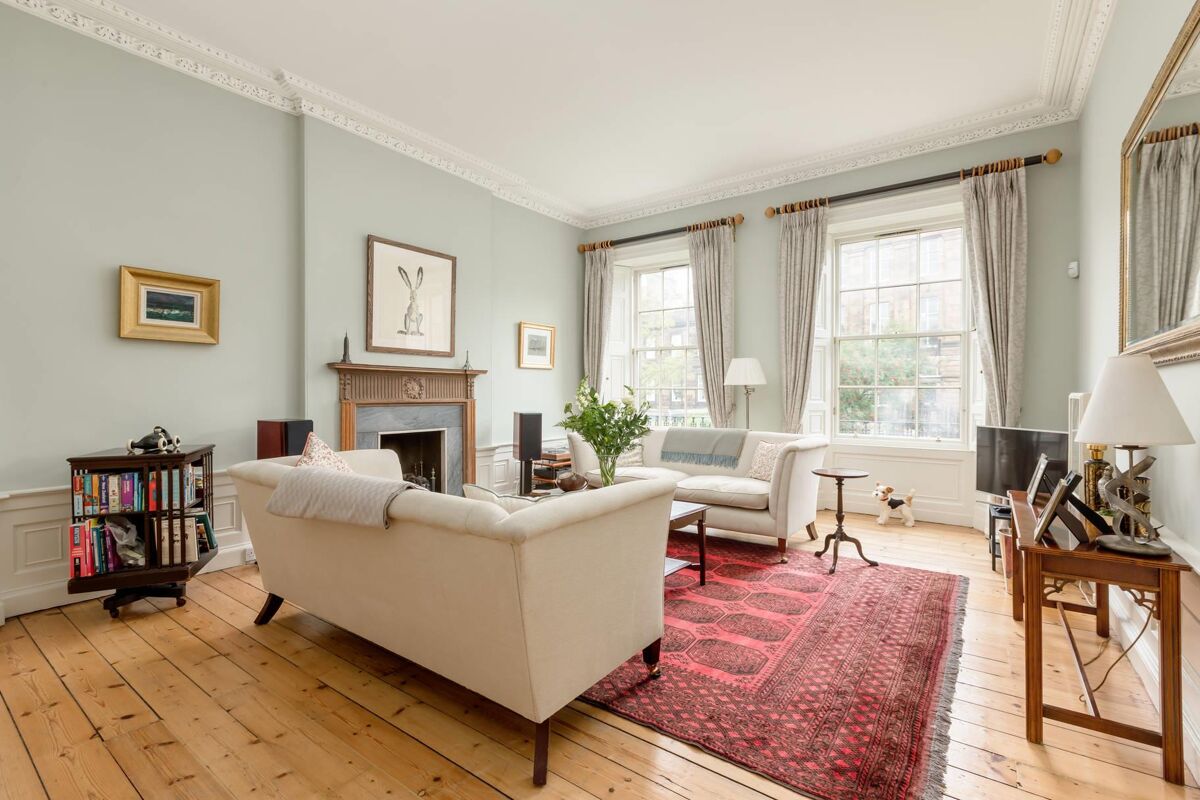 flat for sale in Lynedoch Place, New Town, Edinburgh, EH3 EDC170025
