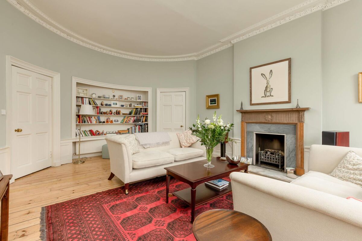 flat for sale in Lynedoch Place, New Town, Edinburgh, EH3 - EDC170025 ...